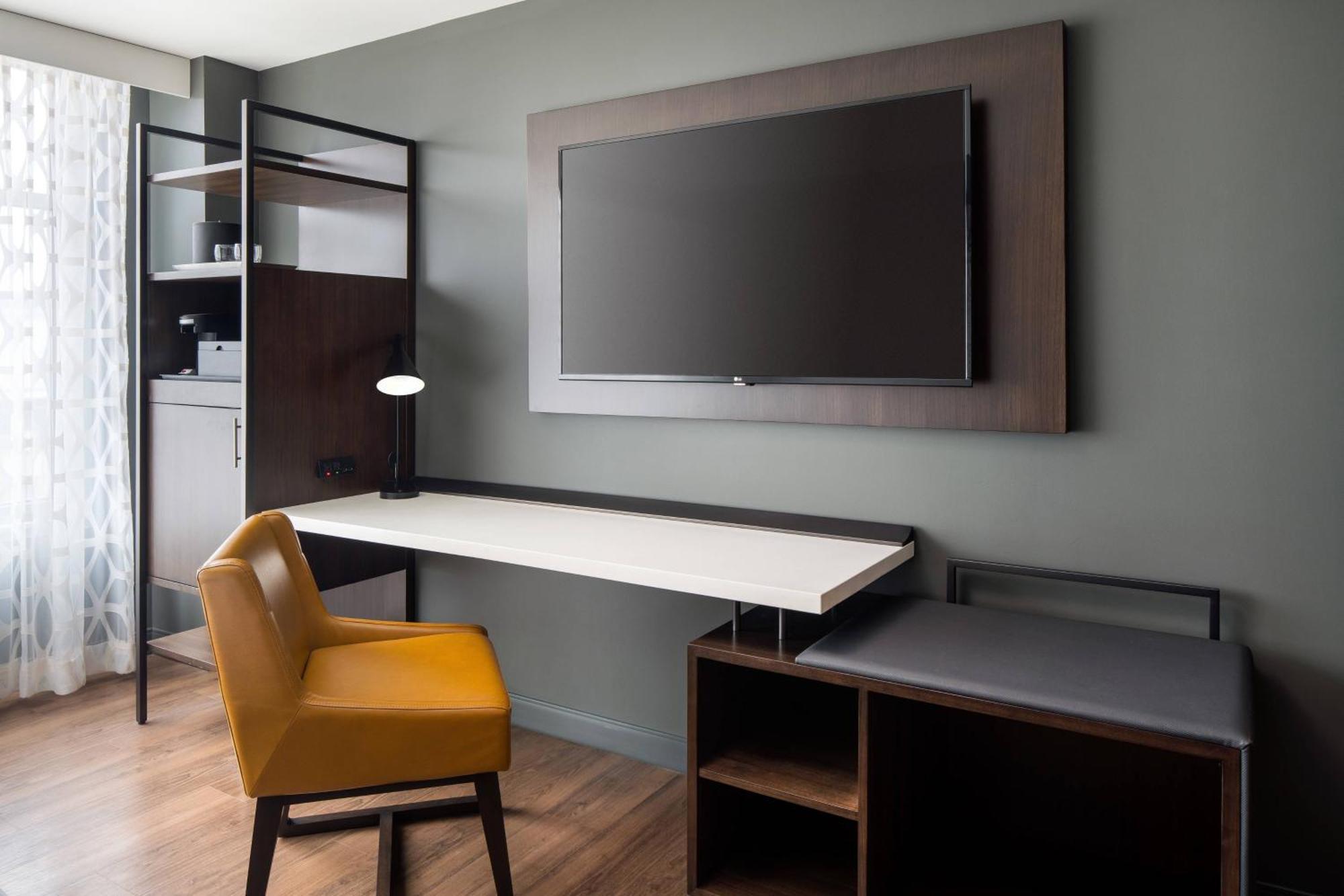 Marriott At Waterfront Place 3* Morgantown