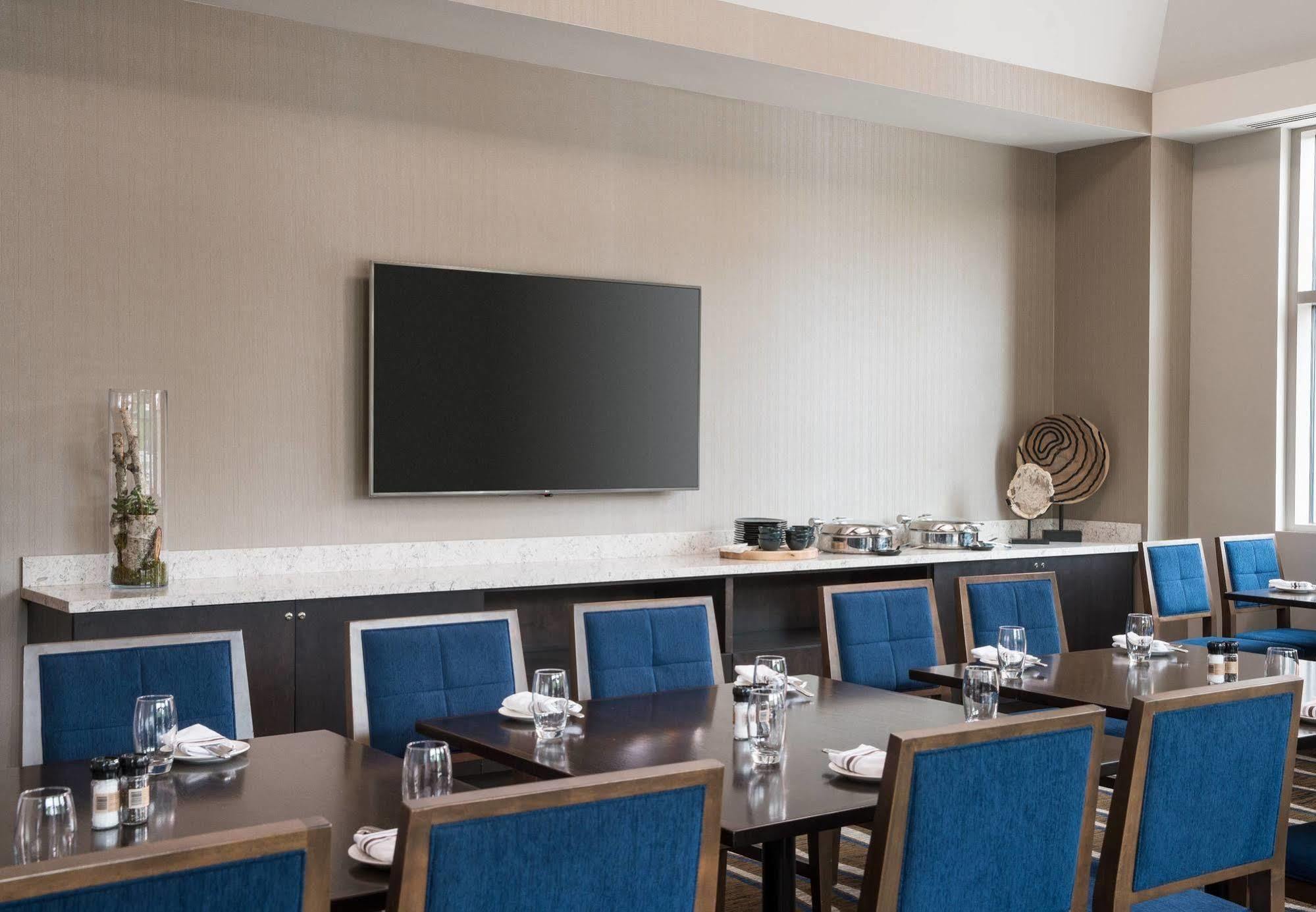Marriott At Waterfront Place 3* Morgantown